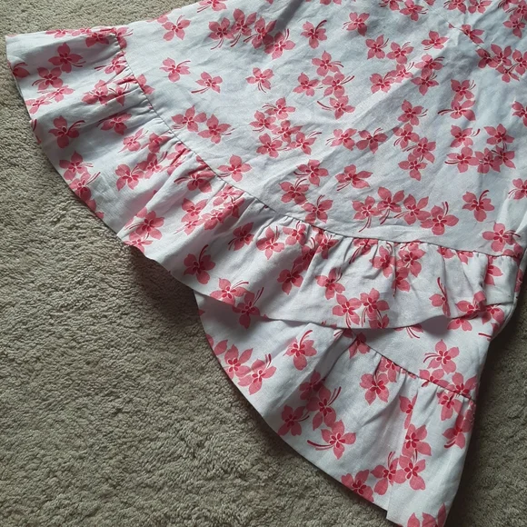 Linen Ruffles Dress - Picture 3 of 6